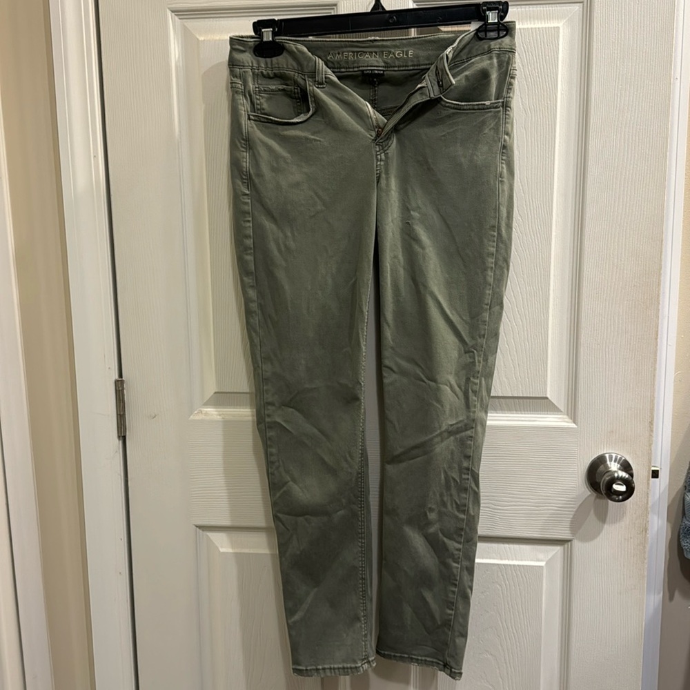 American Eagle Tomgirl Pants Size 4